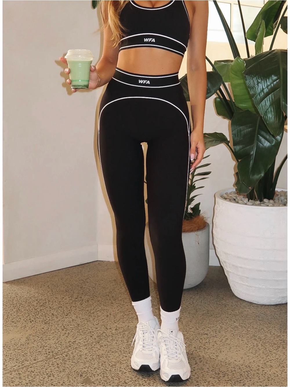 WHITE FOX ACTIVE PRECISION LEGGING